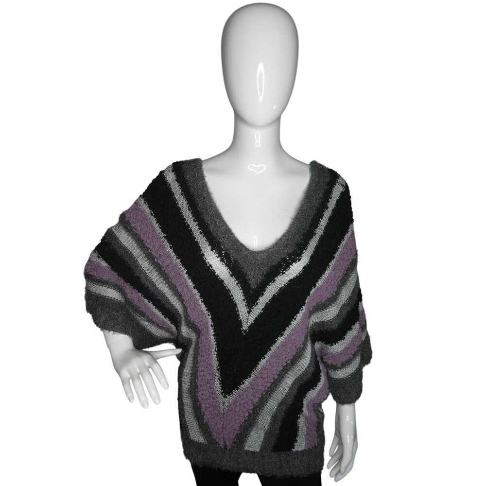 BCBG Maxazria Women's Sweater Size‎ M